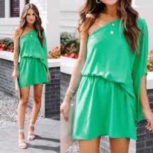 VICI Green One Shoulder Dress